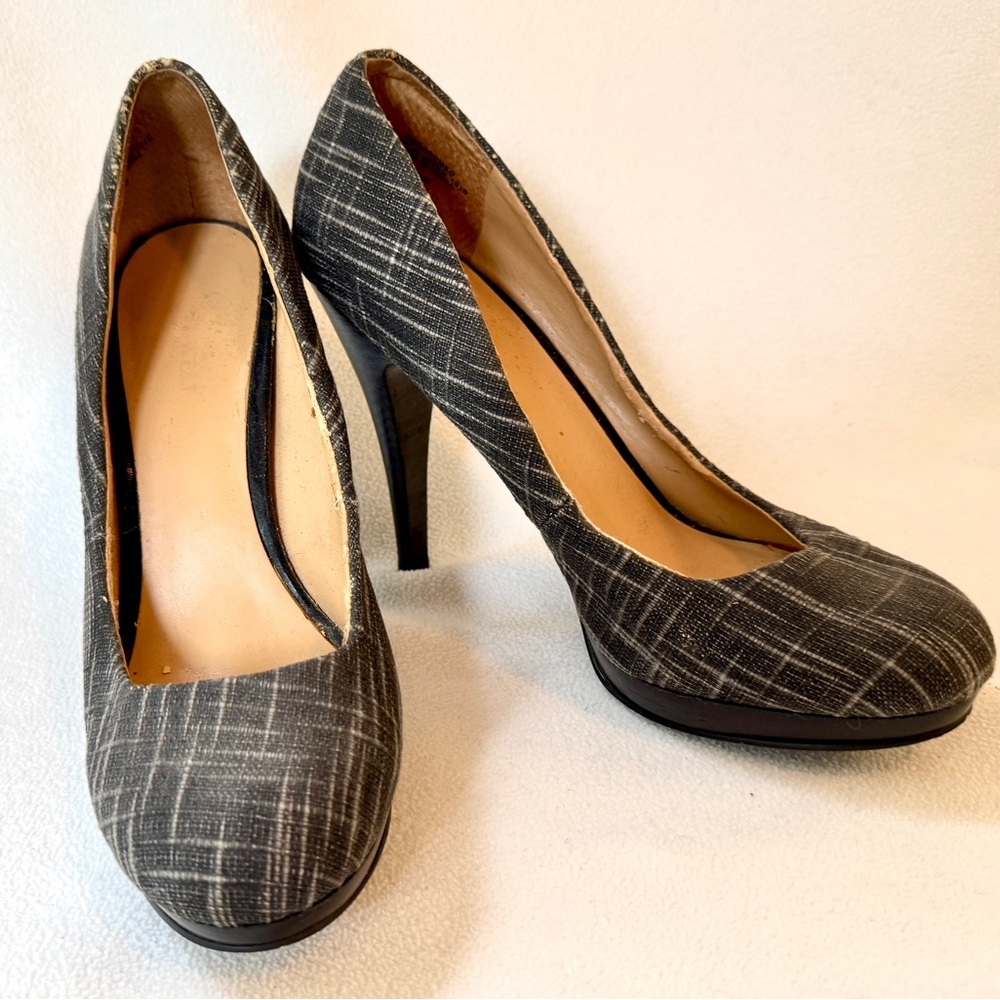 Chic Black Plaid Women's Heels